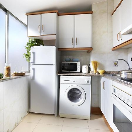 Apartamentos Calvet Barcelona Bagian luar foto