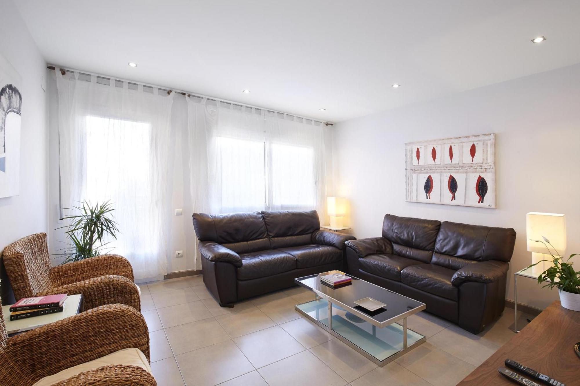 Apartamentos Calvet Barcelona Bagian luar foto